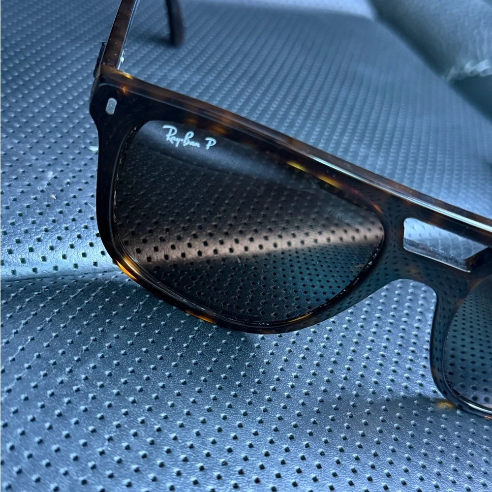 Ray-Ban Tortoiseshell Frame Polarized Sunglasses - Brown/Black Lenses